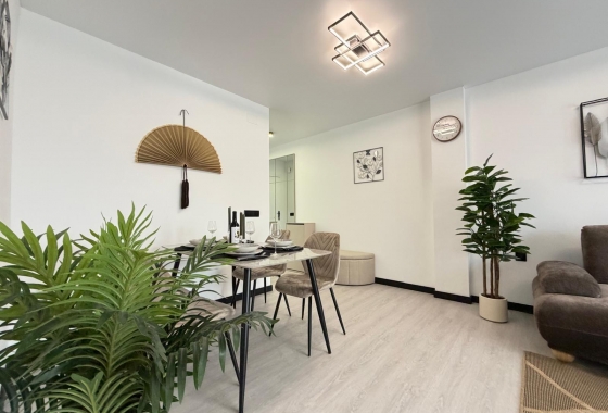 Herverkoop - Appartement / flat - Torrevieja - Playa del Cura