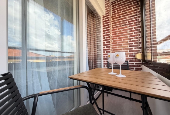 Herverkoop - Appartement / flat - Torrevieja - Playa del Cura