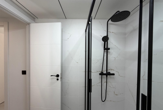 Herverkoop - Appartement / flat - Torrevieja - Playa del Cura