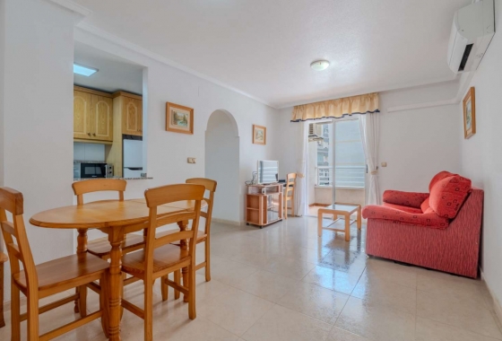 Herverkoop - Appartement / flat - Torrevieja - Costa Blanca