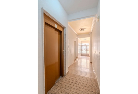 Herverkoop - Appartement / flat - Torrevieja - Costa Blanca
