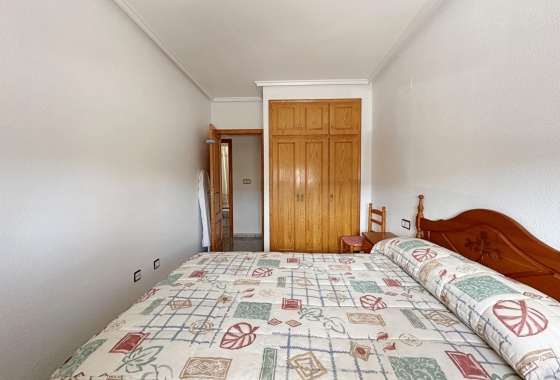 Herverkoop - Appartement / flat - Torrevieja - Playa del Cura