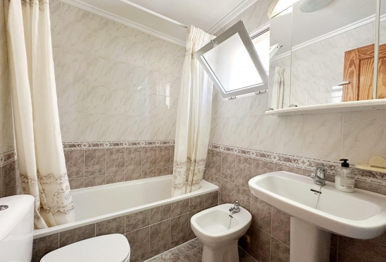 Herverkoop - Appartement / flat - Torrevieja - Playa del Cura