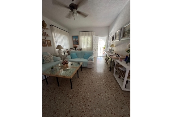 Herverkoop - Villa - Albatera - Partida Lomas