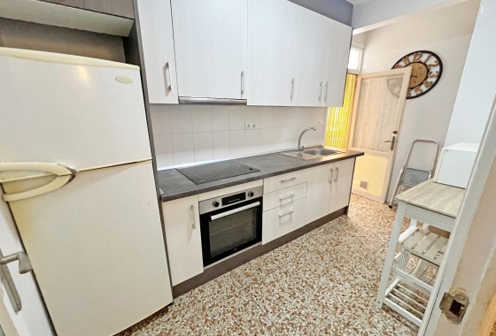 Herverkoop - Appartement / flat - Guardamar del Segura - Centro