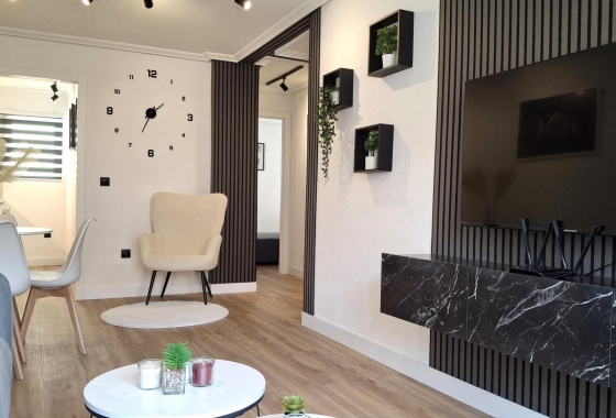 Herverkoop - Appartement / flat - Torrevieja - Estacion De Autobuses