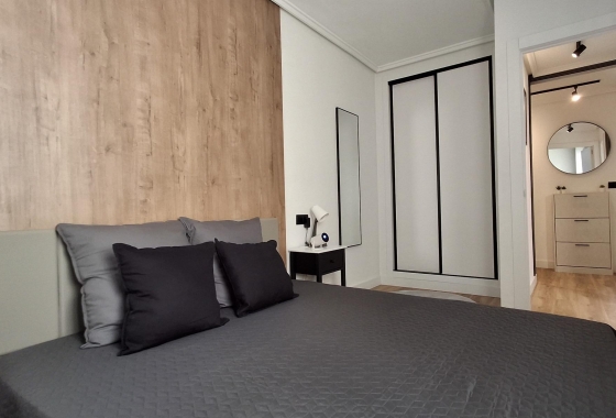 Herverkoop - Appartement / flat - Torrevieja - Estacion De Autobuses