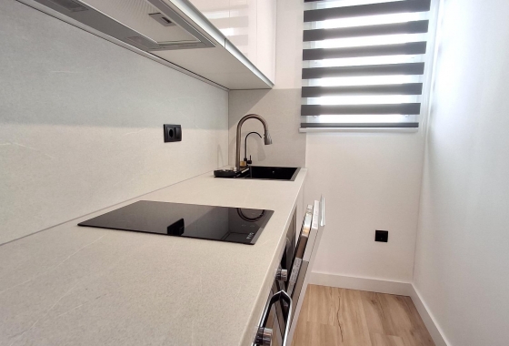 Herverkoop - Appartement / flat - Torrevieja - Estacion De Autobuses