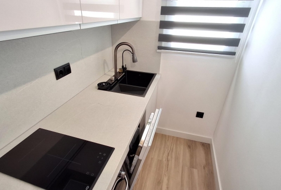 Herverkoop - Appartement / flat - Torrevieja - Estacion De Autobuses