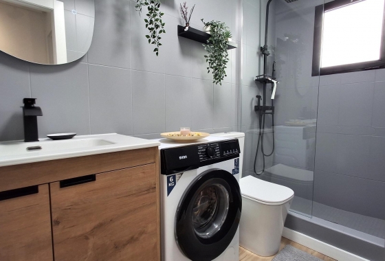 Herverkoop - Appartement / flat - Torrevieja - Estacion De Autobuses