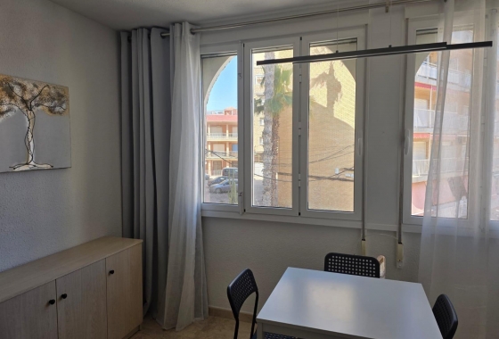 Herverkoop - Appartement / flat - Torrevieja - La Mata Pueblo