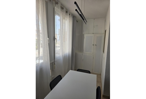 Herverkoop - Appartement / flat - Torrevieja - La Mata Pueblo