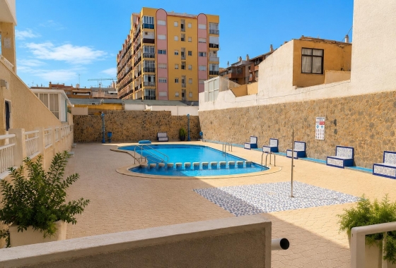 Herverkoop - Appartement / flat - Torrevieja - Centro