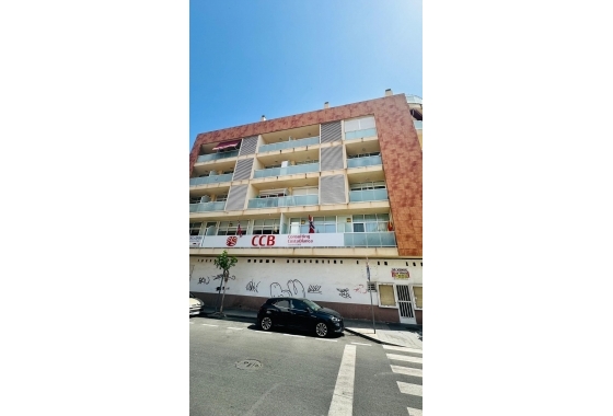 Återförsäljning - Lägenhet / lägenhet - Torrevieja