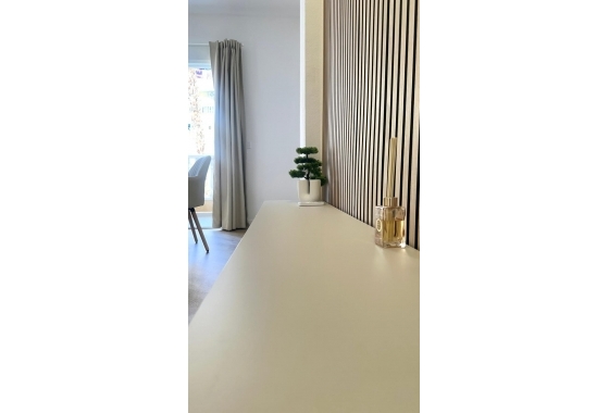 Herverkoop - Appartement / flat - Torrevieja - Centro