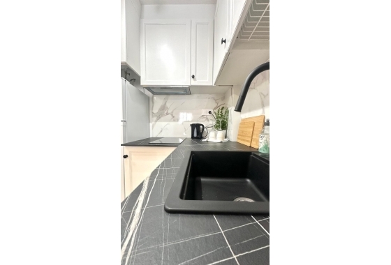 Herverkoop - Appartement / flat - Torrevieja - Centro