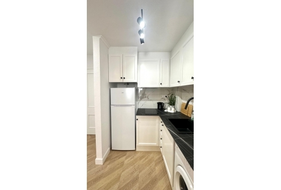 Herverkoop - Appartement / flat - Torrevieja - Centro