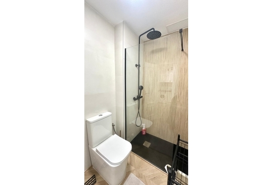Herverkoop - Appartement / flat - Torrevieja - Centro