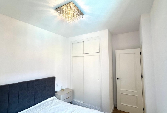 Herverkoop - Appartement / flat - Torrevieja - Centro
