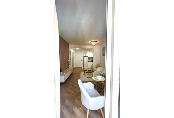 Herverkoop - Appartement / flat - Torrevieja - Centro