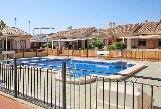 Herverkoop - Bungalow - Guardamar del Segura - 03140