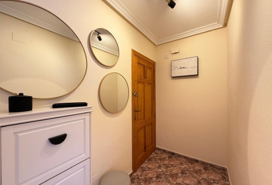 Herverkoop - Appartement / flat - Torrevieja - Centro