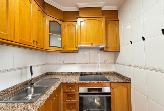 Herverkoop - Appartement / flat - Torrevieja - Centro