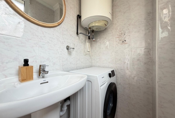 Herverkoop - Appartement / flat - Torrevieja - Centro