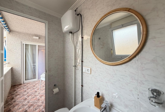 Herverkoop - Appartement / flat - Torrevieja - Centro