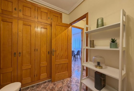 Herverkoop - Appartement / flat - Torrevieja - Centro