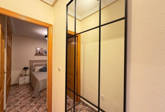 Herverkoop - Appartement / flat - Torrevieja - Centro