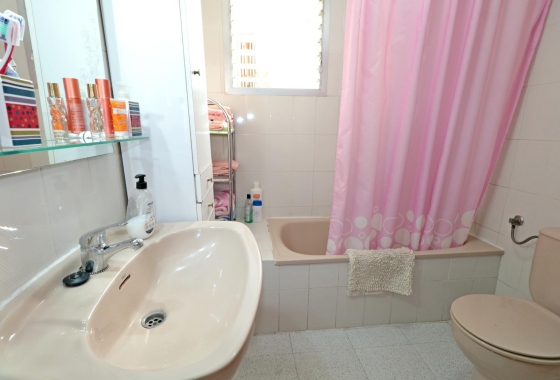 Herverkoop - Appartement / flat - Torrevieja - Acequion