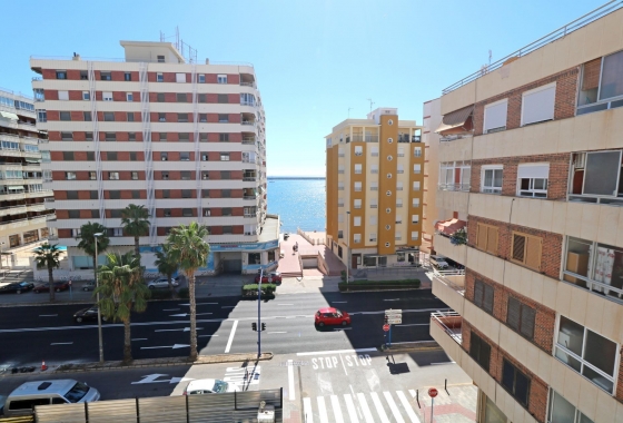 Herverkoop - Appartement / flat - Torrevieja - Acequion