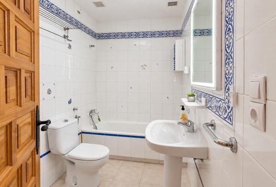 Herverkoop - Appartement / flat - Torrevieja - Playa de los Locos