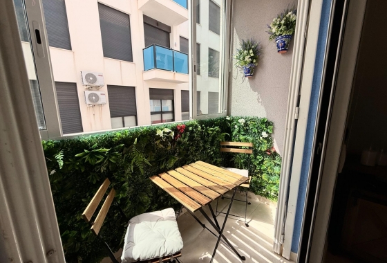 Herverkoop - Appartement / flat - Torrevieja - Estacion De Autobuses