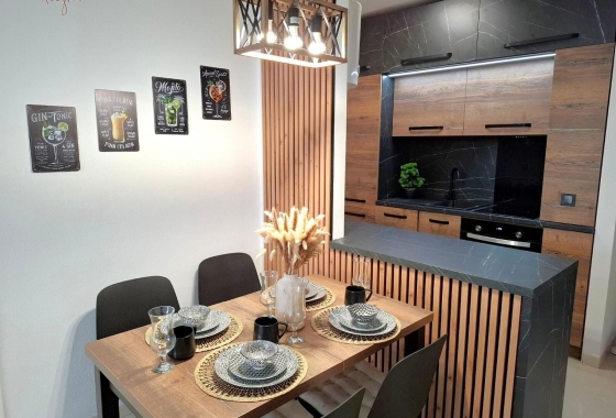 Herverkoop - Appartement / flat - Torrevieja - Estacion De Autobuses