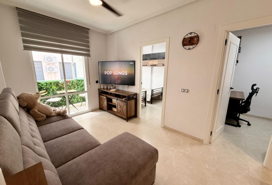 Herverkoop - Appartement / flat - Torrevieja - Estacion De Autobuses