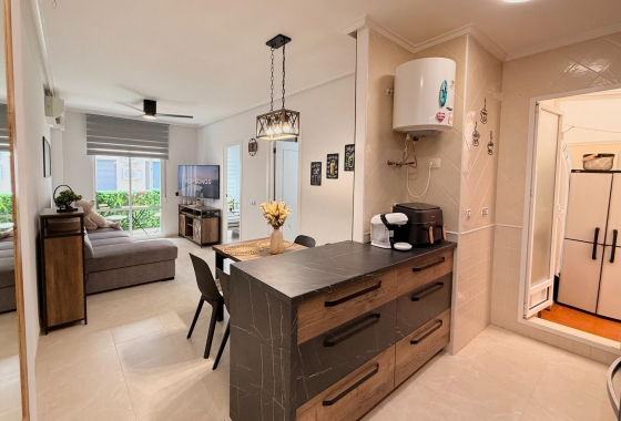 Herverkoop - Appartement / flat - Torrevieja - Estacion De Autobuses