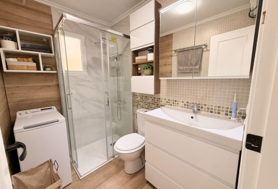 Herverkoop - Appartement / flat - Torrevieja - Estacion De Autobuses