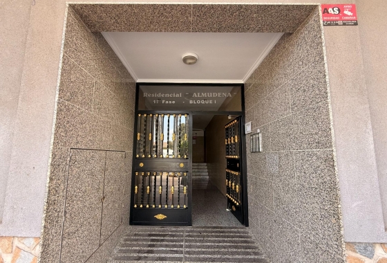 Herverkoop - Appartement / flat - Torrevieja - Estacion De Autobuses