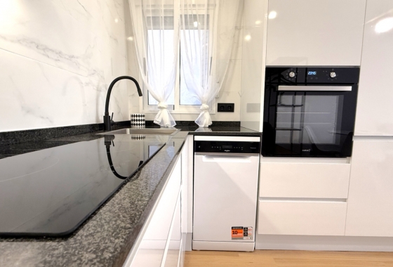 Herverkoop - Appartement / flat - Torrevieja - Costa Blanca