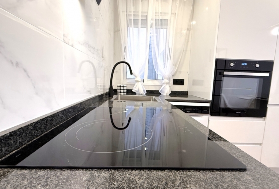 Herverkoop - Appartement / flat - Torrevieja - Costa Blanca