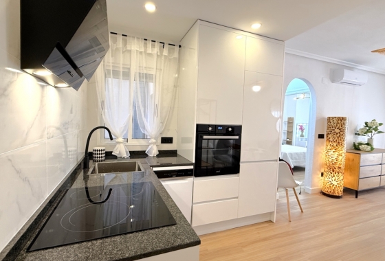 Herverkoop - Appartement / flat - Torrevieja - Costa Blanca