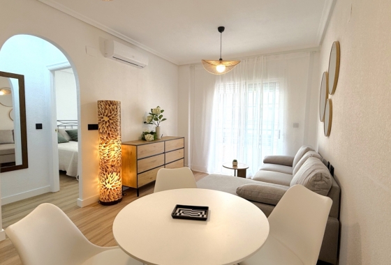 Herverkoop - Appartement / flat - Torrevieja - Costa Blanca