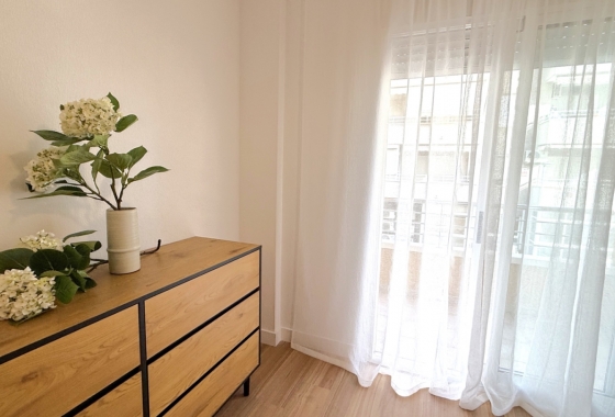 Herverkoop - Appartement / flat - Torrevieja - Costa Blanca