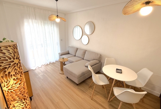 Herverkoop - Appartement / flat - Torrevieja - Costa Blanca