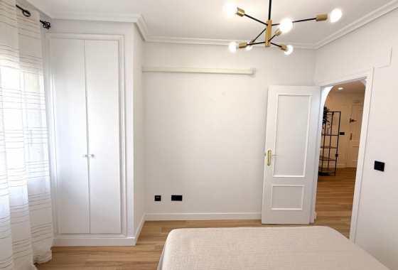 Herverkoop - Appartement / flat - Torrevieja - Costa Blanca