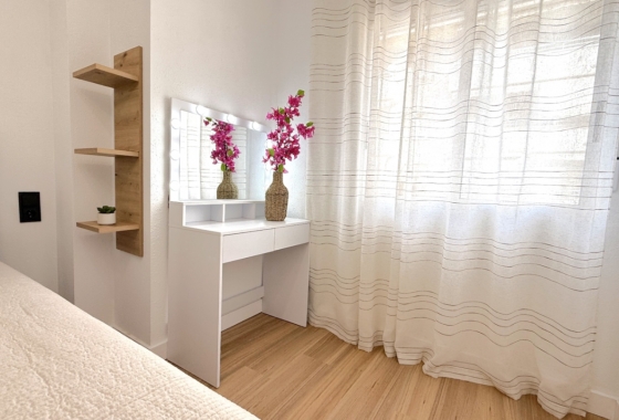 Herverkoop - Appartement / flat - Torrevieja - Costa Blanca
