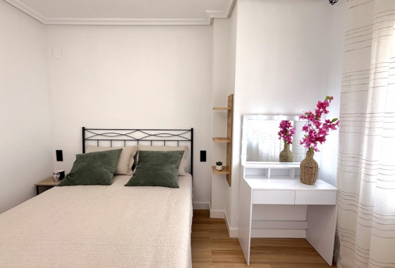 Herverkoop - Appartement / flat - Torrevieja - Costa Blanca