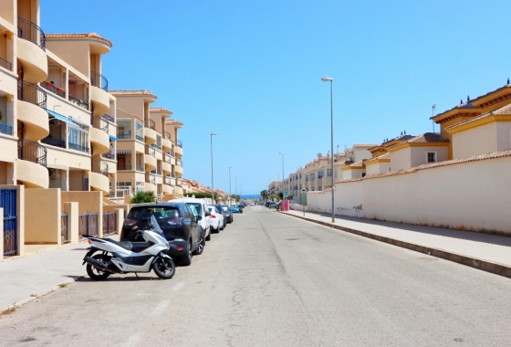 Återförsäljning - Lägenhet / lägenhet - Orihuela - Los Balcones Y Los Altos